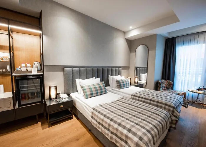 Dosso Dossi Yenikapi 3*