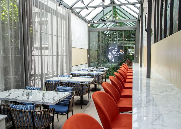 Hotel Dosso Dossi Yenikapı 3*